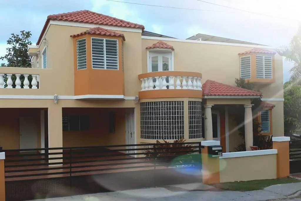 Villa Del Carmen Family Vacation Home Isabela